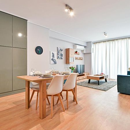 Modern Flat In The Heart Of Port Of Piraeus Apartment Exterior photo